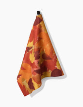 Load image into Gallery viewer, Watercolor Fallen Leaves