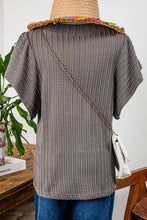 Load image into Gallery viewer, Solid Textured Flutter Sleeve Top