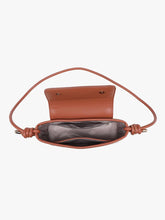 Load image into Gallery viewer, Oaklynn Straw Crossbody: Natural/Black