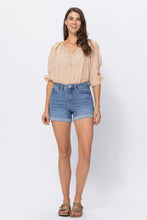 Load image into Gallery viewer, Judy Blue Classic Cuff Shorts
