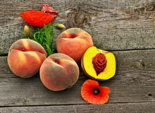 Load image into Gallery viewer, 5.5 oz Wax Melts: Peaches &amp; Poppies
