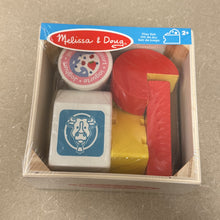 Load image into Gallery viewer, Melissa &amp; Doug Wooden Food Set

