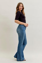 Load image into Gallery viewer, Judy Blue Paige - Tummy Control Flare
