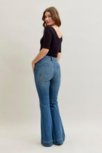 Load image into Gallery viewer, Judy Blue Paige - Tummy Control Flare
