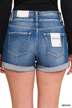 Load image into Gallery viewer, Cuffed Double Button Denim Shorts
